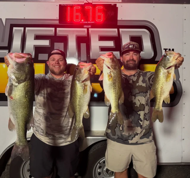 Congrats to Shane & Jake for taking home the win at the Wednesday nighter! 16 and change and 2nd place big fish honors with a 6.60lb LM. #fishaz #instafish #fishingarizona #bassderby #desertfishing #largemouth #bassfishing #bigbass #funfishing #instabass #bigfish #lunkers #arizonafishing #derbyday #bassaddict #eatsleepfish #guideAZ #liveonthewater #arizonabassfishing #tugisthedrug #basstournament #bigfishbullies #daiwausa#bassfishing #largemouthbass