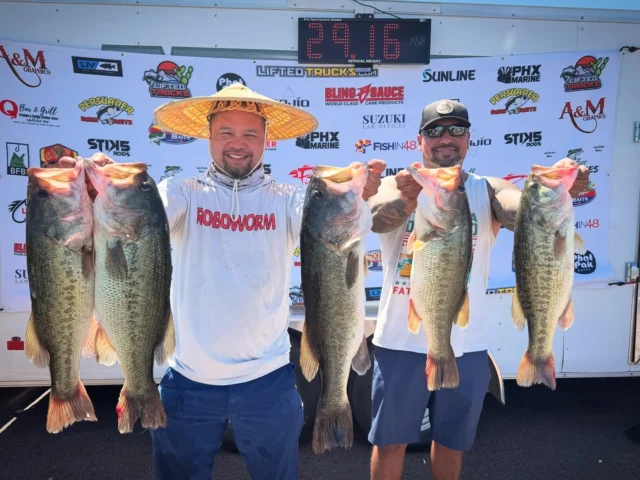 Congrats to Tai and Doc on taking the win with just under 30lbs. They took home $7580. It was an incredible day for big bags and big fish. Thank you to everyone that came out all season and supported the trail.